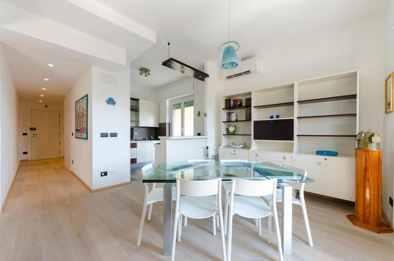 Апартаменты Joivy Great Flat With Sea View Генуя Экстерьер фото